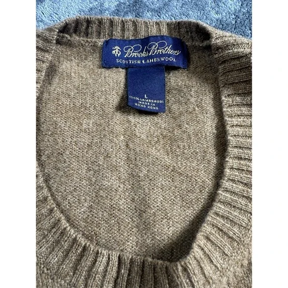 Vtg Brooks Brothers 100% Lambswool Sweater Men's LARGE Tan V-Neck USA Gorpcore - Picture 4 of 10